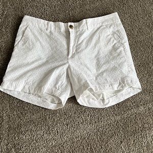 Old Navy Everyday Midrise Short